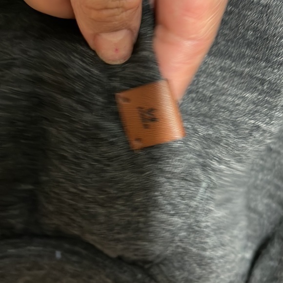 Doublju Hoodie - Picture 4 of 6